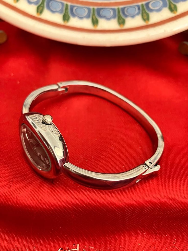 Cartier Oval siyah kadran Gümüş renk kelepçe kordon kadın Saat - 4