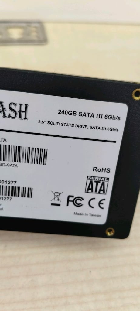 SSD 240 GB TEMİZ AZ KULLANILMIŞTIR - 3