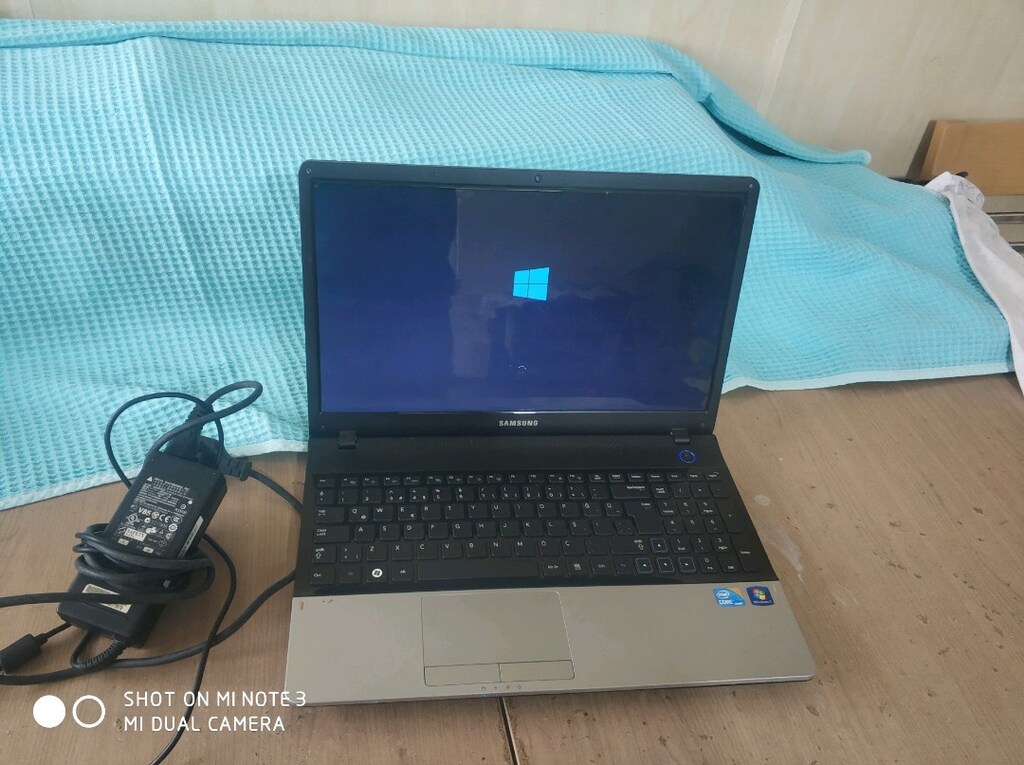 Samsung i5 2 nesil 6 GB rem batarya sağlam temiz laptop - 3