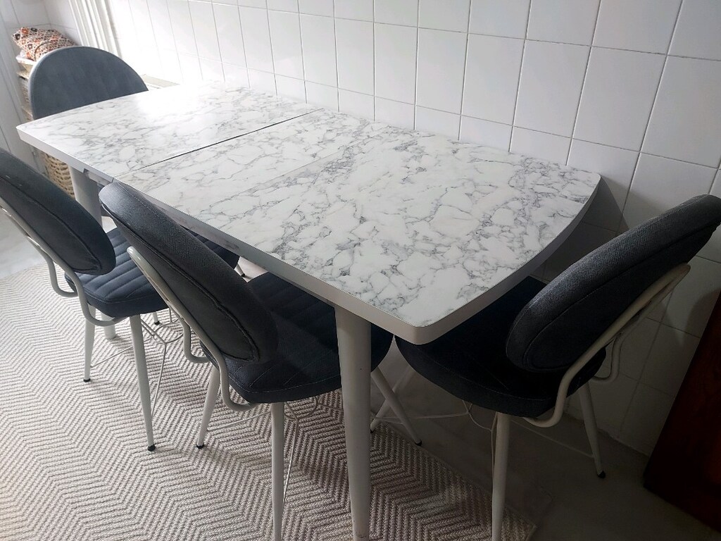 Yemek Masası 4 Kişilik Açılır & Katlanır Mdf Az Kullanılmış 4 Sandalye - 2