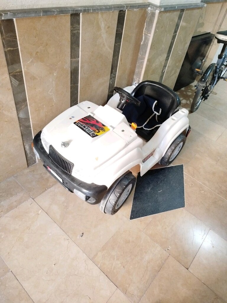 AKÜLÜ ARABA - 12