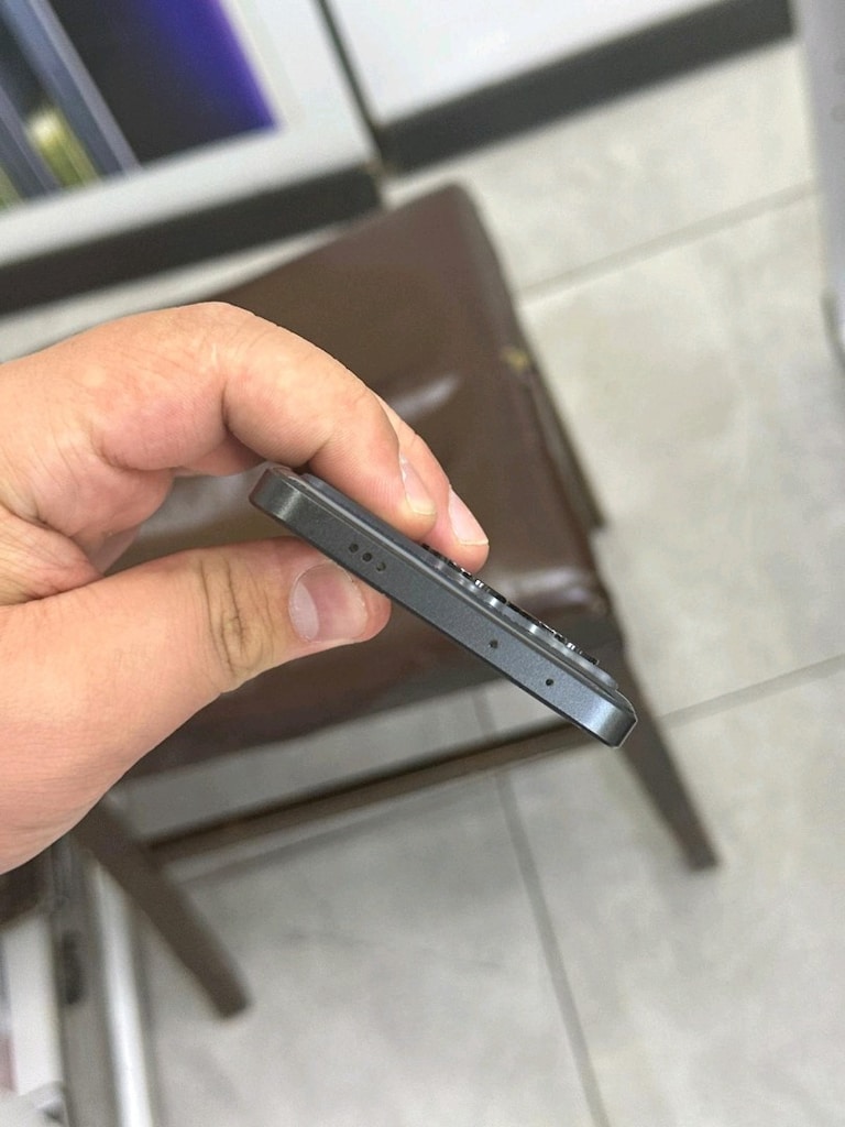 POCO X6 Pro 5G - 512 GB / Darbesiz / Tamirsiz + Şarj & Kılıf - 4