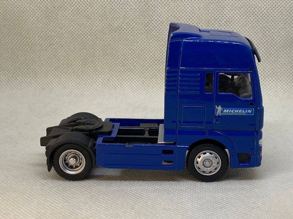 1/50 MAJORETTE MAN TGA MİCHELİN edition Çekici - 2