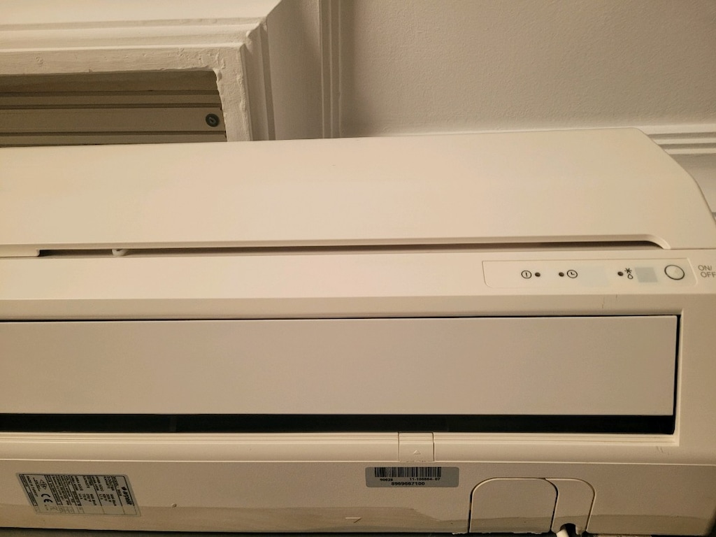 Çok Temiz Arçelik 90028 Klima - 9000 BTU (Orijinal Kumandalı) - 9