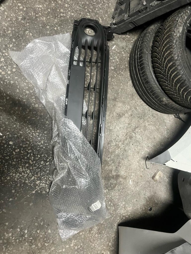 CLIO 4 ÖN TAMPON IZGARASI - 3