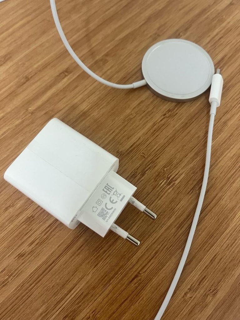 Apple magsafe orjinal şarj cihazı