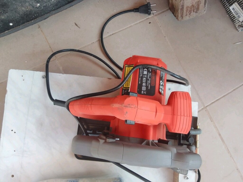 Elektrikli Testere Black Decker CS 1250 L - 2