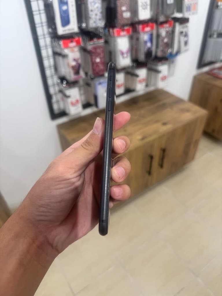 iphone 7 Plus Siyah 32GB - 3
