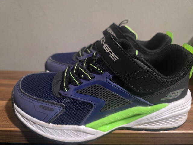 Erkek Çocuk Skechers Ayakkabı 32 Numara