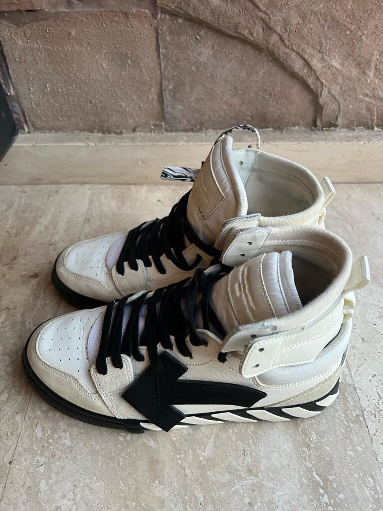 Off White bilekli sneaker