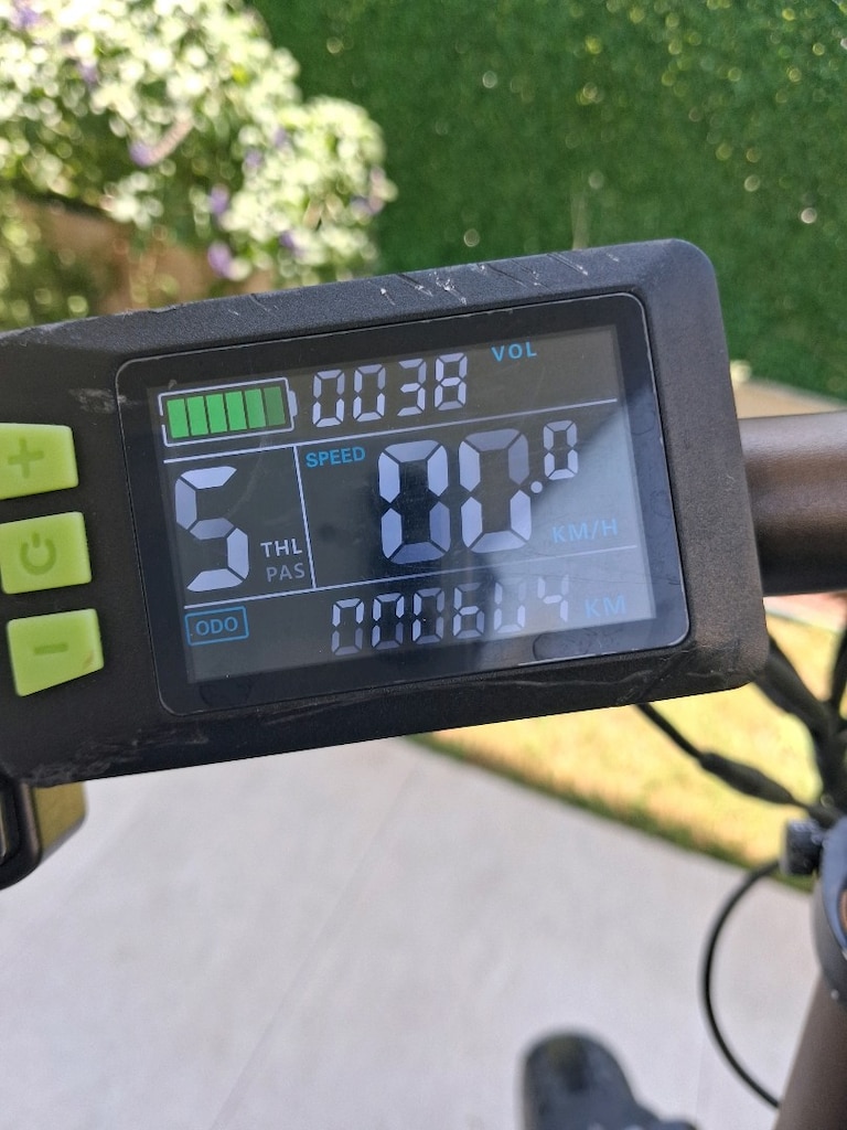 604 KM AZ KULLANILMIŞ RV 10 ELEKTRİKLİ BİSİKLET. FRENLERİ YENİ. - 3