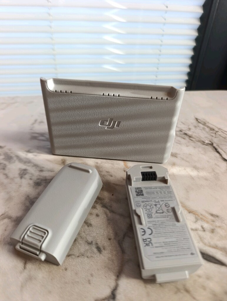 DJI NEO BATARYA VE HUB - 2