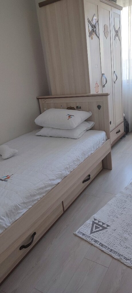 Çilek Mobilya Gardrop Yavru Yataklı Takım - 3