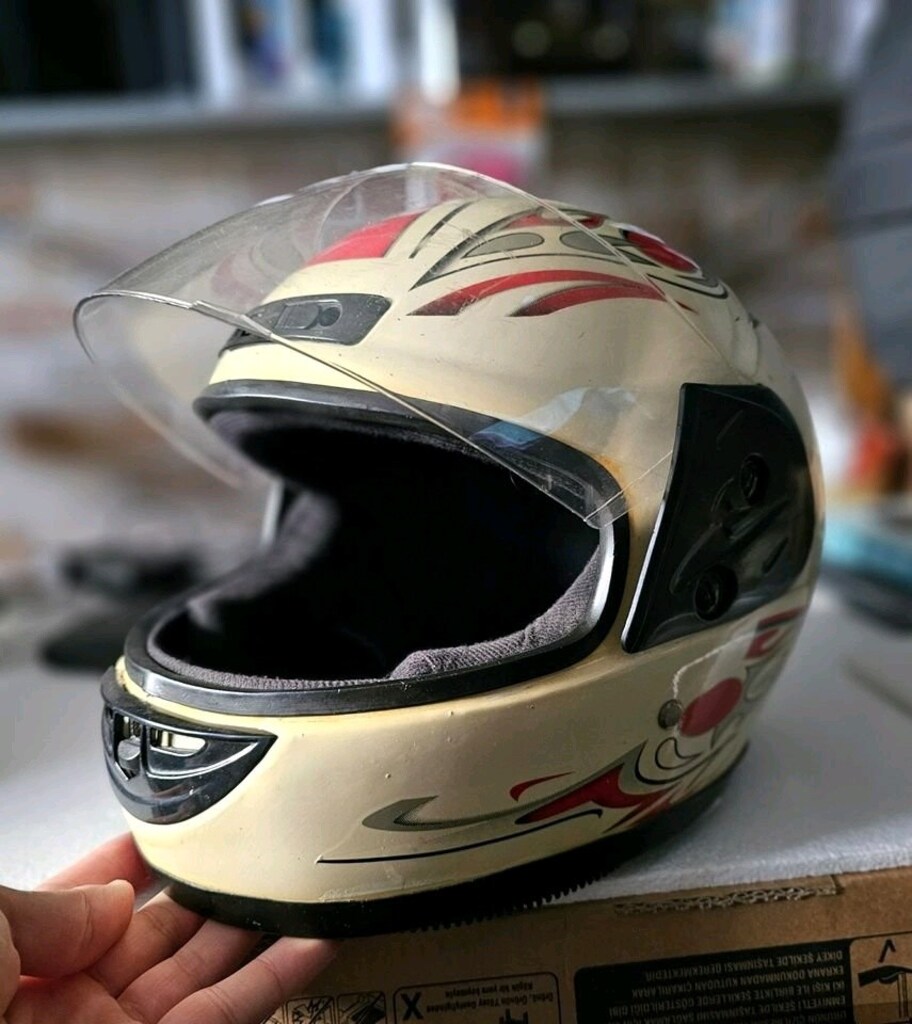 Satılık Motorsiklet Kaskı - 3