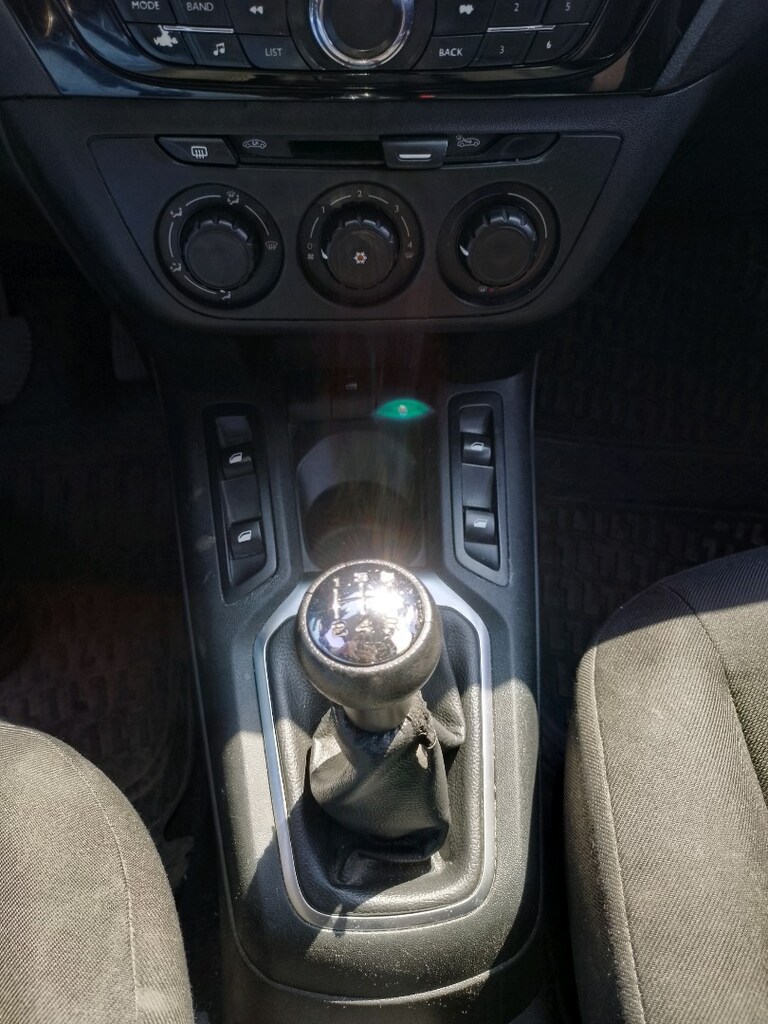 Peugeot 301 Active 2016 model - 7