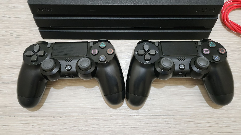 PS4 Pro 1 TB 4K, FC 27 Dahil 16 Oyunlu, Çift Orijinal Kollu - 3