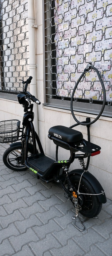 Volta Marka Elektrikli Scooter