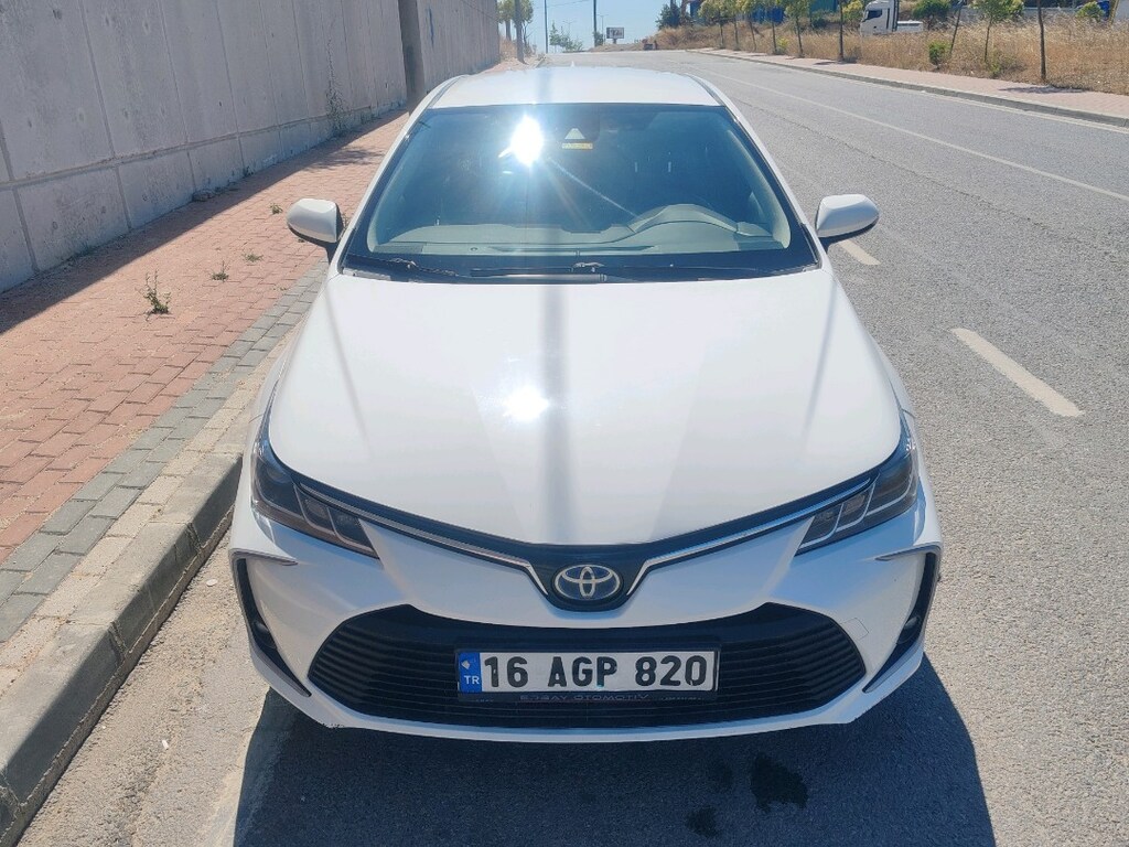 Hybrid Toyota Corolla 1.8 - 8