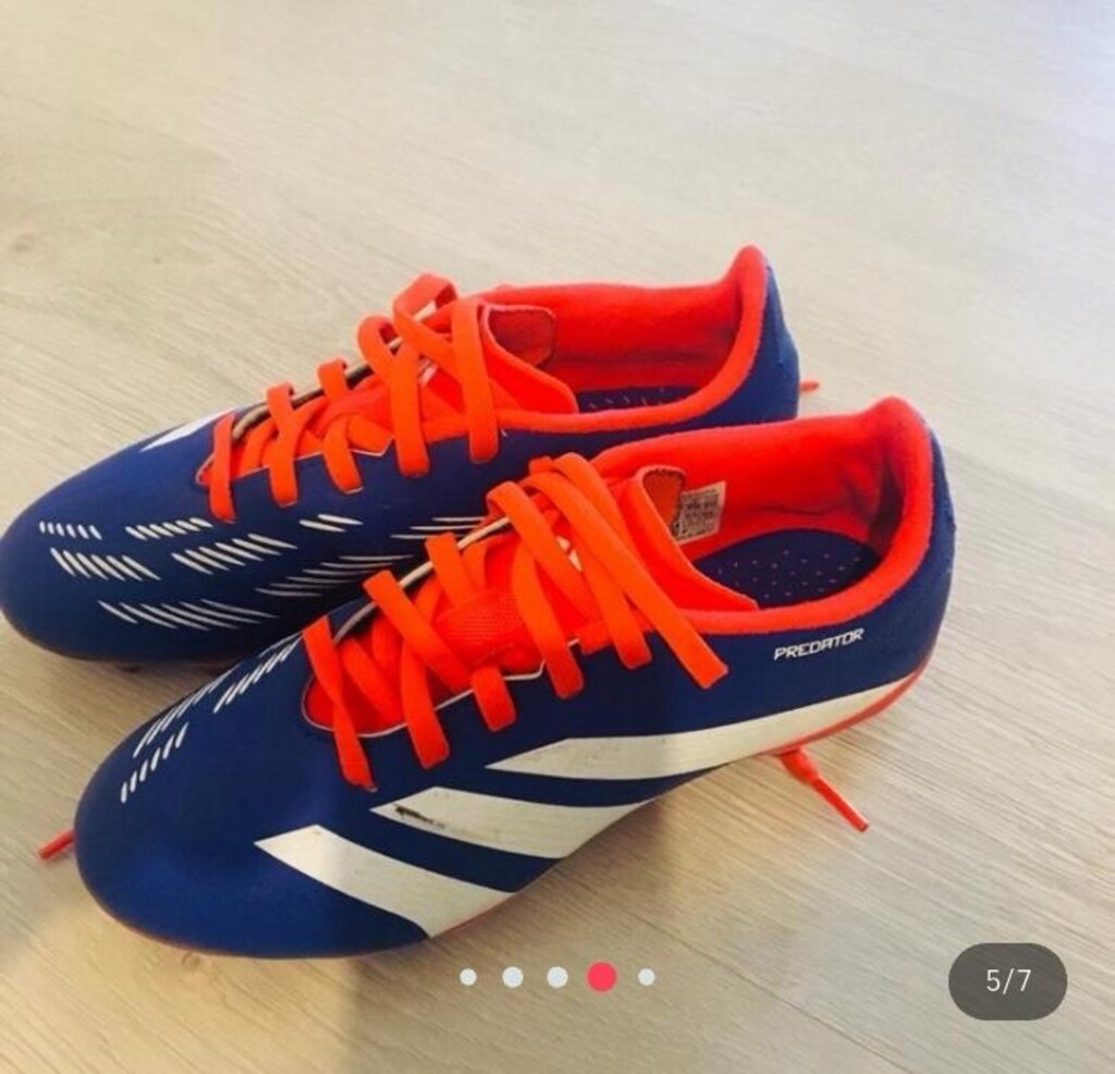2takımadidas krampon 35 mumara ve 36 numara siyah