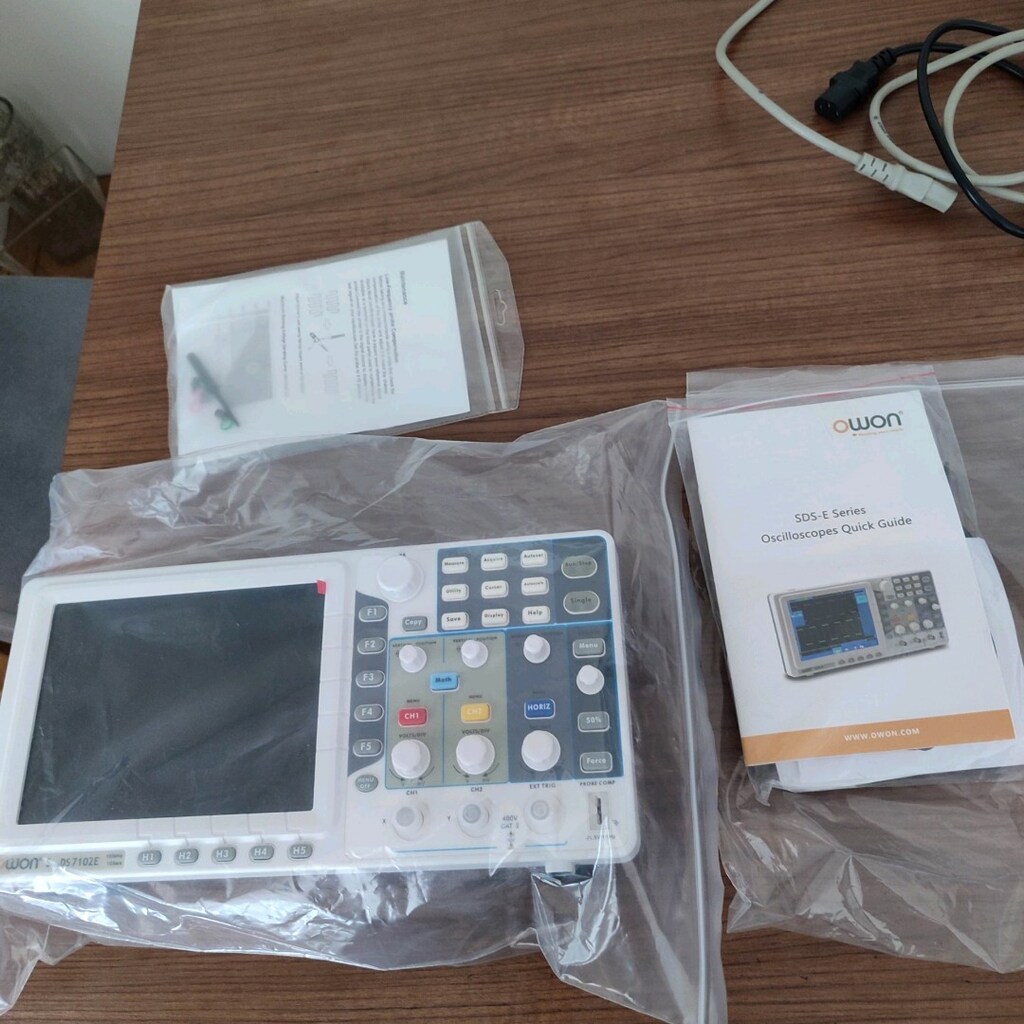 Osiloskop Owon SDS7102E 100Mhz - 6