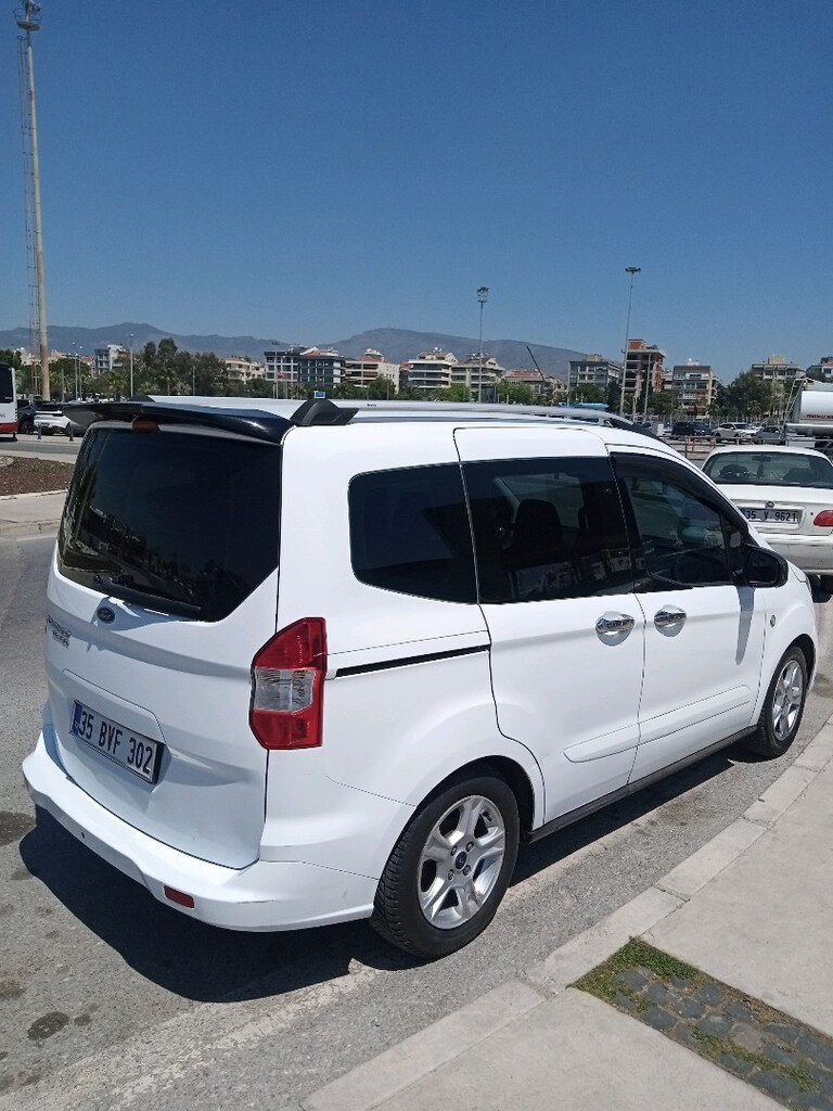 2022 Tourneo - 15