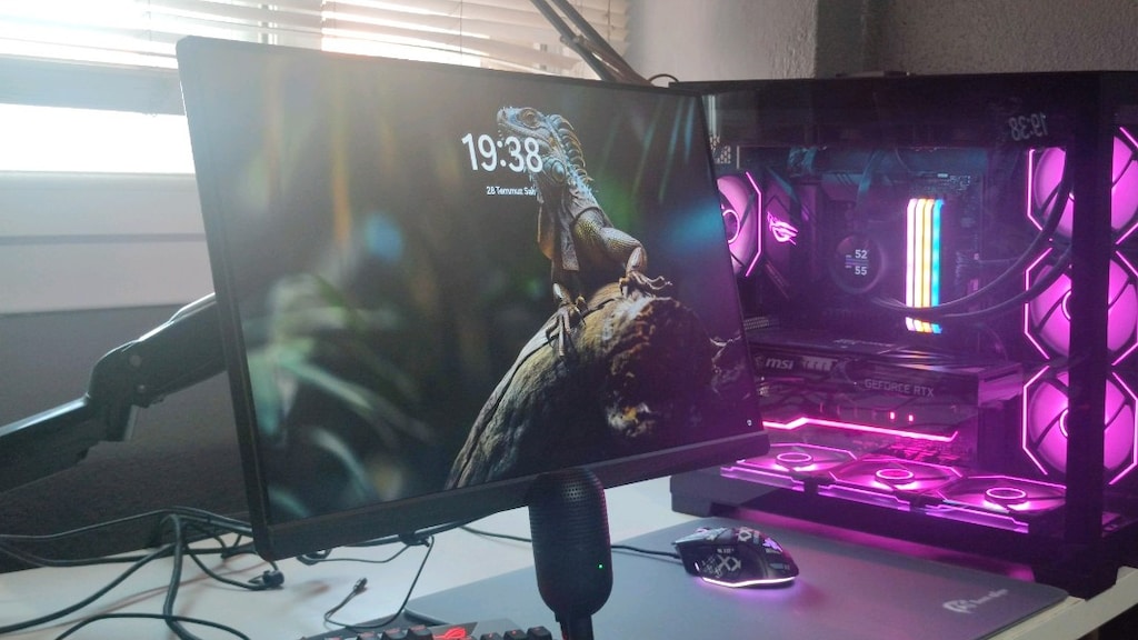 380 Hz Asus Rog Strix Fast İps Monitör Asus Rog Strix XG259QN 24.5 İnç - 2