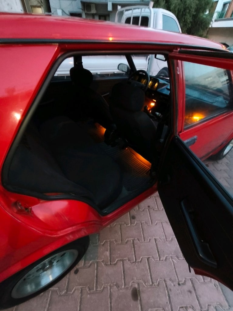 Kırmızı Tofaş Araba - 11