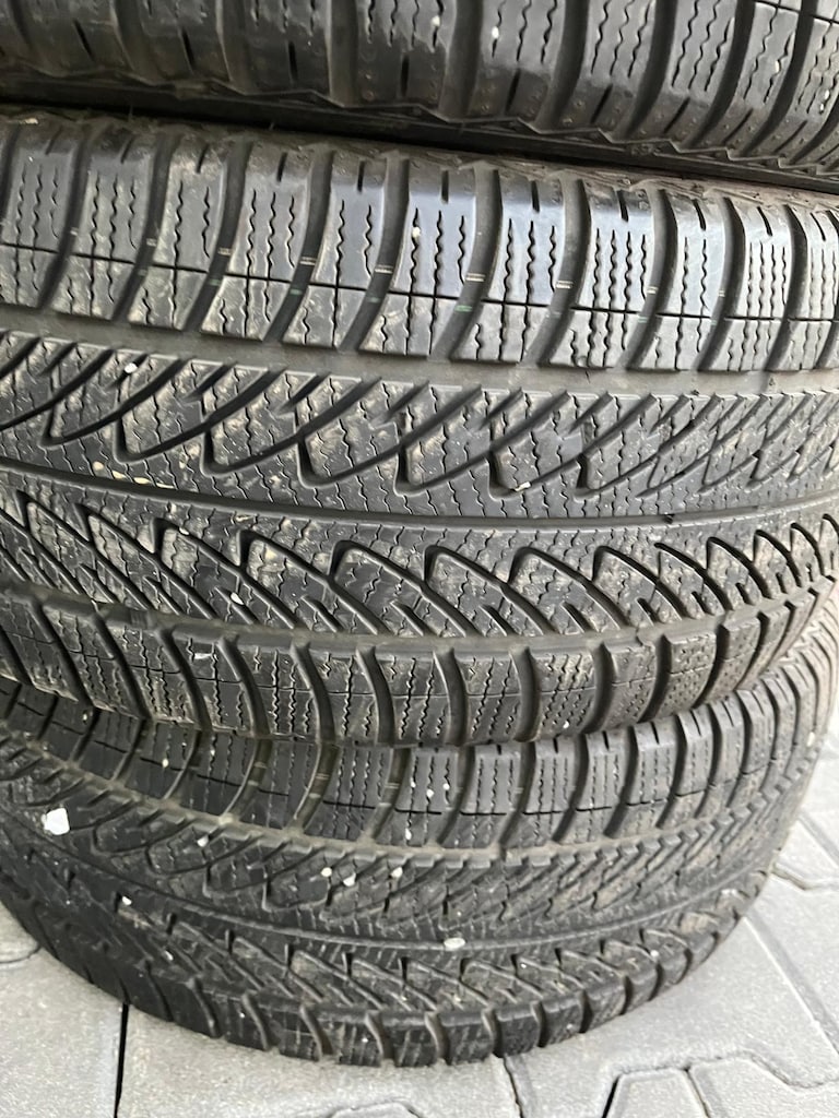 225 45 R17 GOODYEAR | 1. SINIF TEMİZ TAKIM KIŞLIK - 9