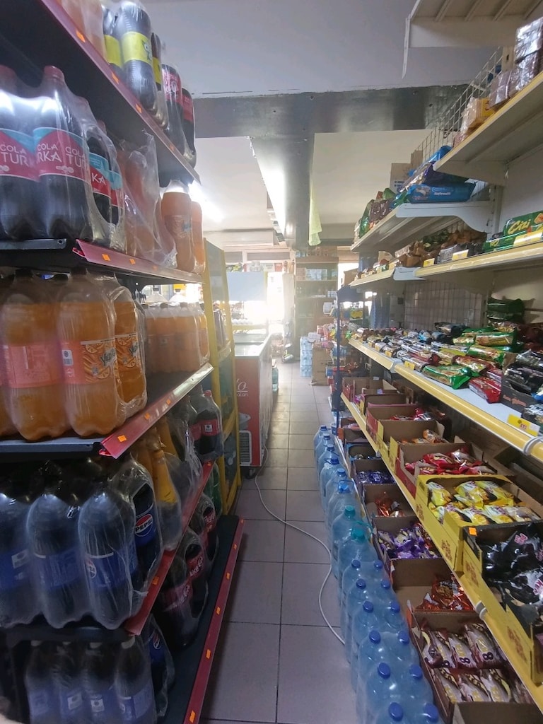 market - 18