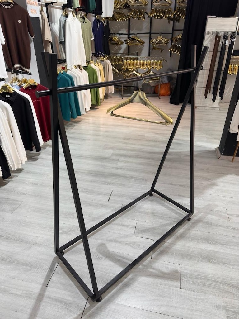 Askılık stand - 4
