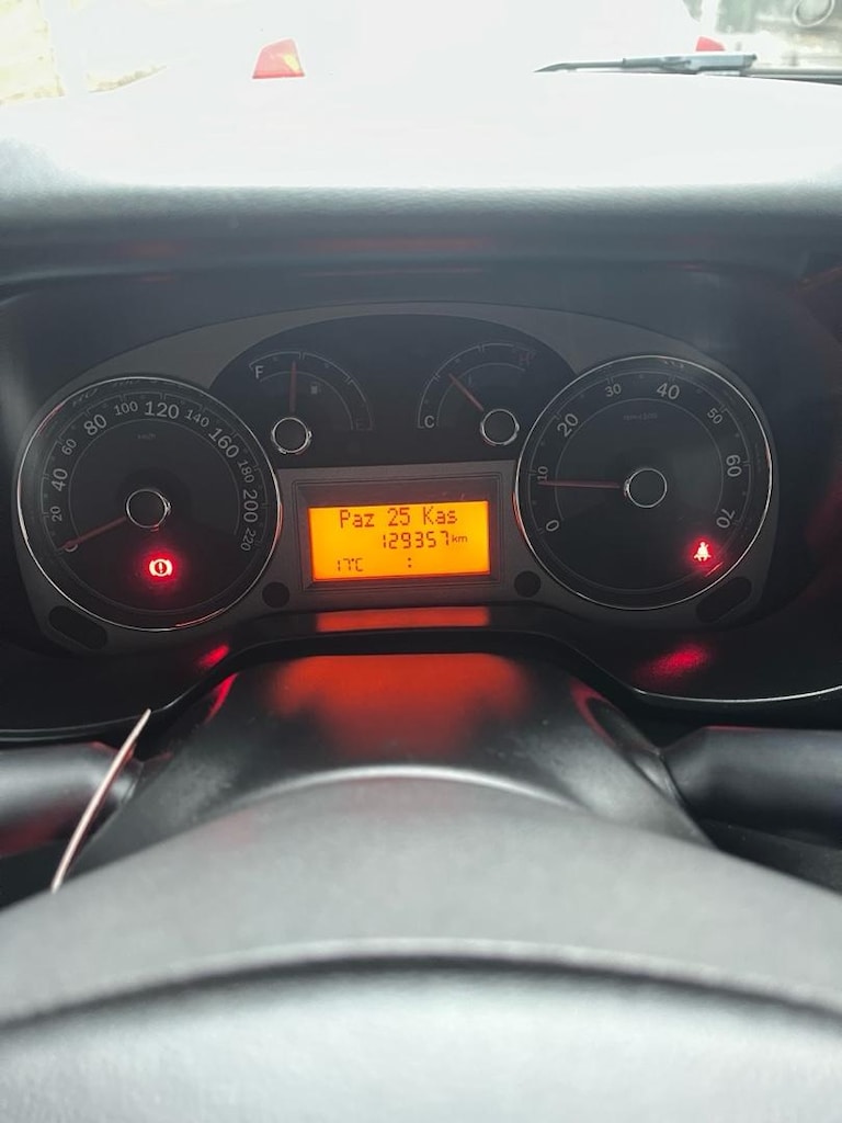 2012 model fiat linea Euro 4 129.000 km - 3