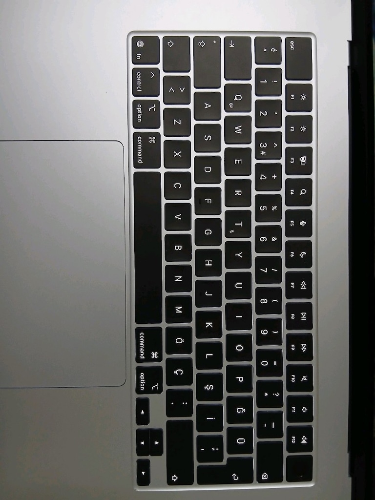 Macbook air 15 inc M4 İŞLEMCİ 10 CPU 10 GPU 24 GB RAM 512 GB SSD - 3