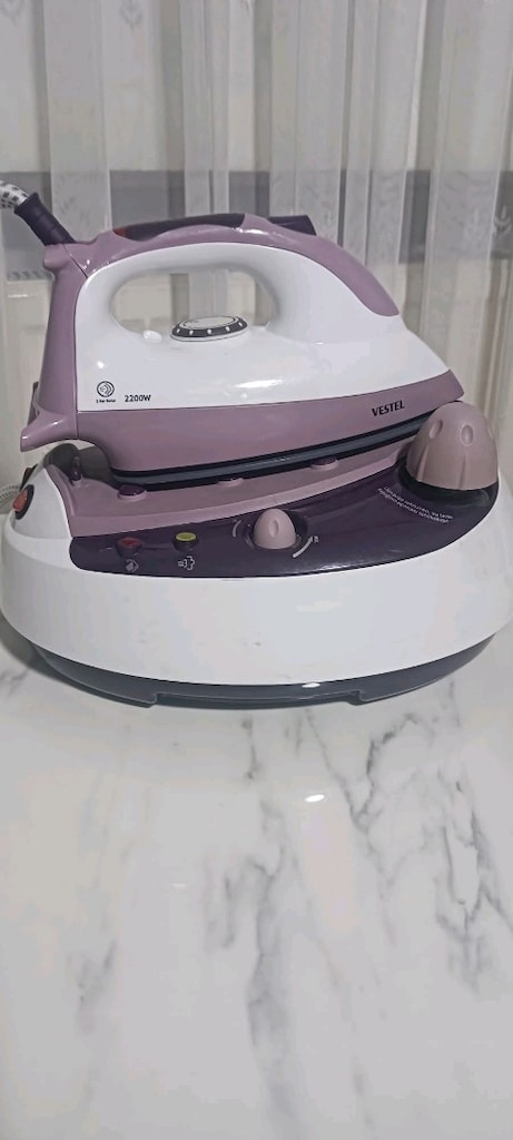 Kazanlı ütü makinası