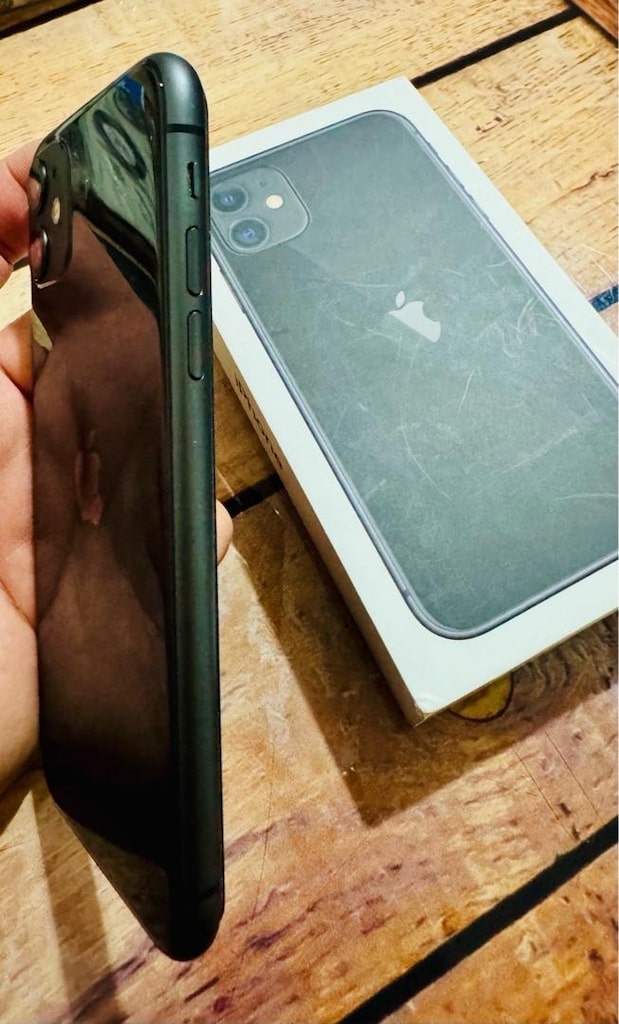 YURTİÇİ NOKTA HATASIZ 128gb IPHONE 11 - 11