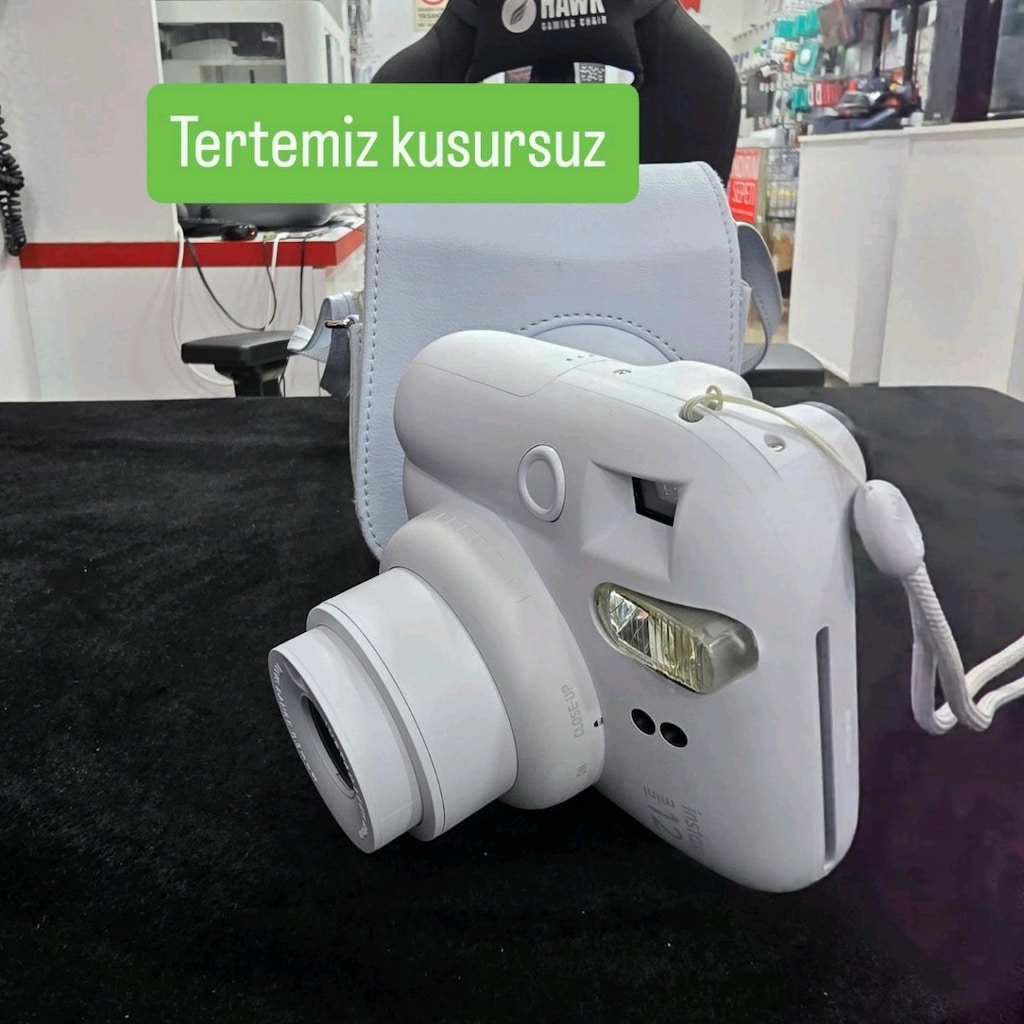 INSTAX Mini 12 | İkinci El Şipşak Fotoğraf Makinesi Temiz ve sorunsuz - 2