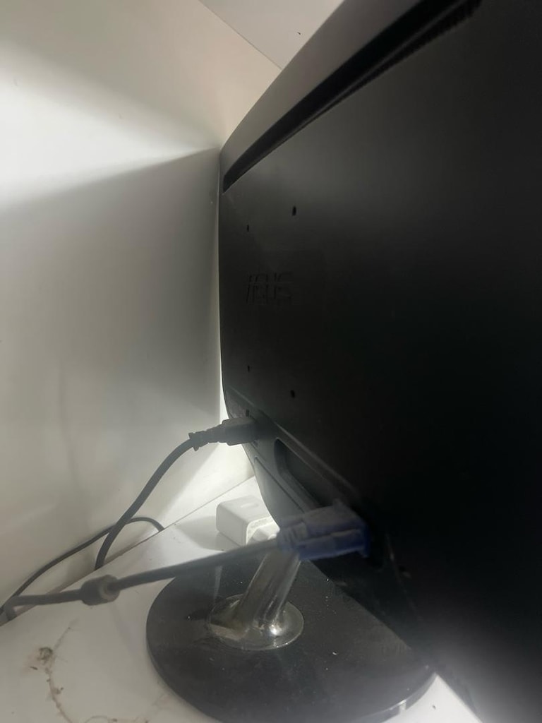 Sorunsuz Çalışan Oyuncu Klavyesi, Mouse, Monitör ve Kamera Seti - 6