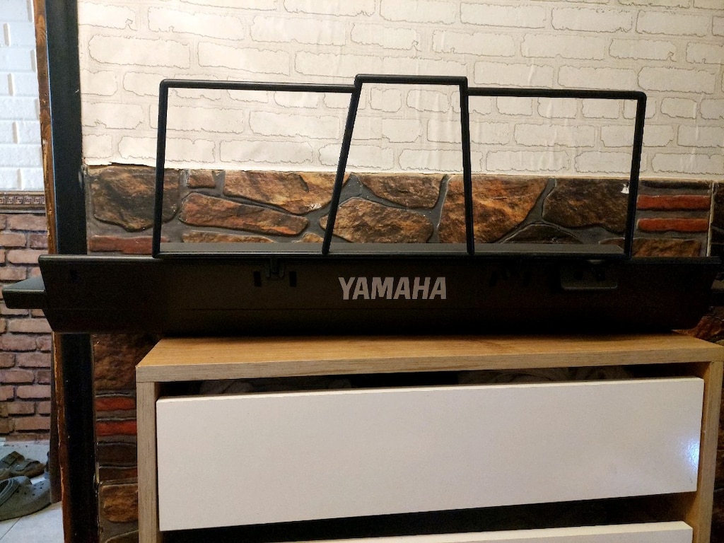YAMAHA PSR 19 ORG - 3