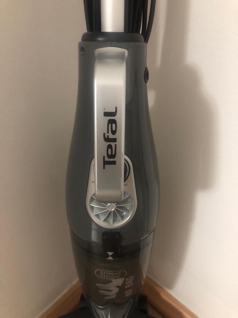 Tefal Elektrikli Dikey Süpürge - 4