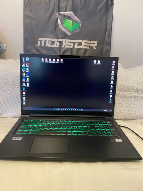 Monster Tulpar 20.3v dizüstü bilgisayar
