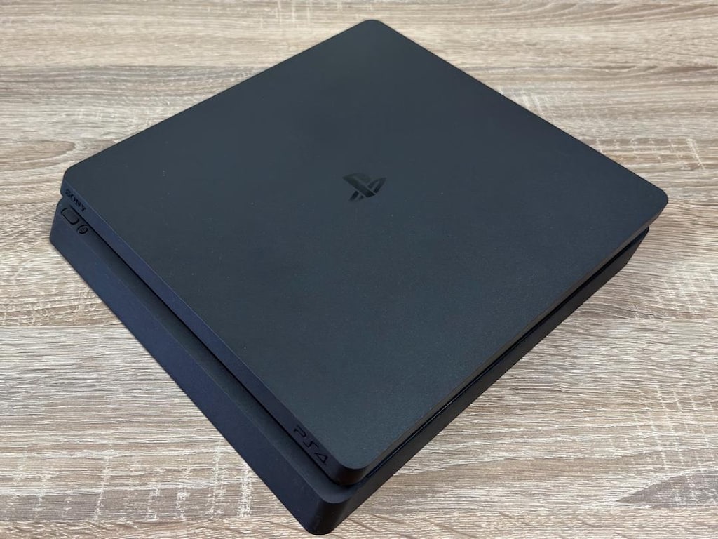İlk Sahibinden Faturalı ve Kutulu PS4 Slim 500 GB - Çift V2 Kol - 4