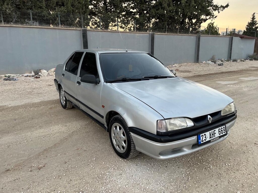 sorunsuz biniciye özel Renault 19 europa - 12