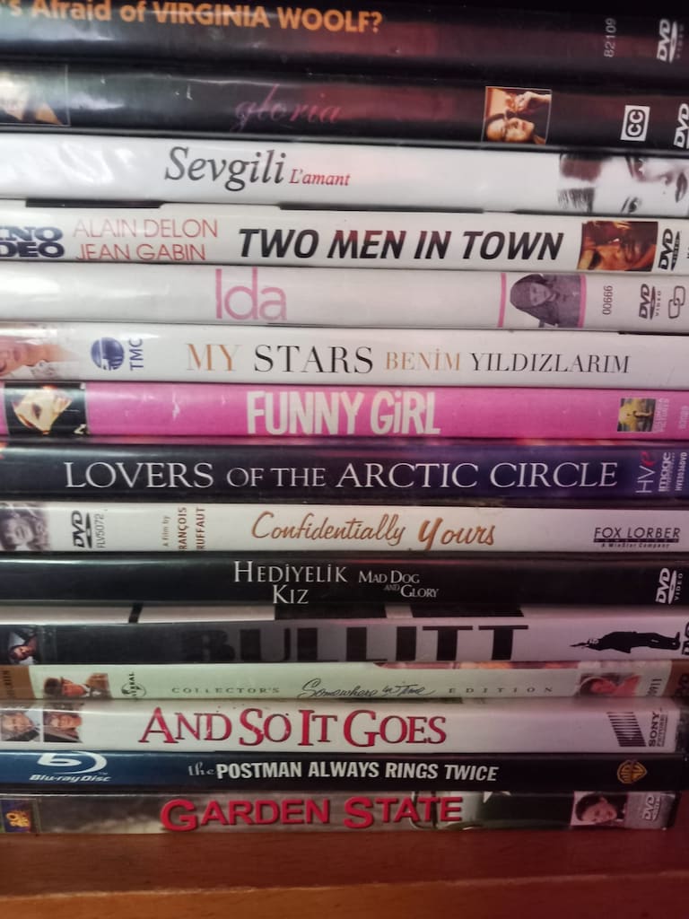 180 adet DVD film - 12