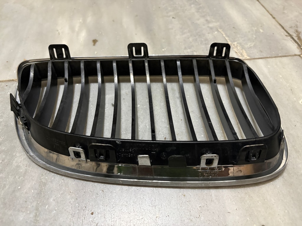 bmw e90 sol ön panjur böbrek orjinal 224059-10 - 6