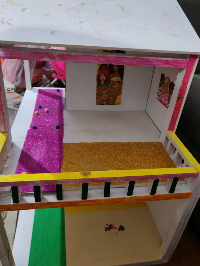 Ahşaptan barbi evi - 5