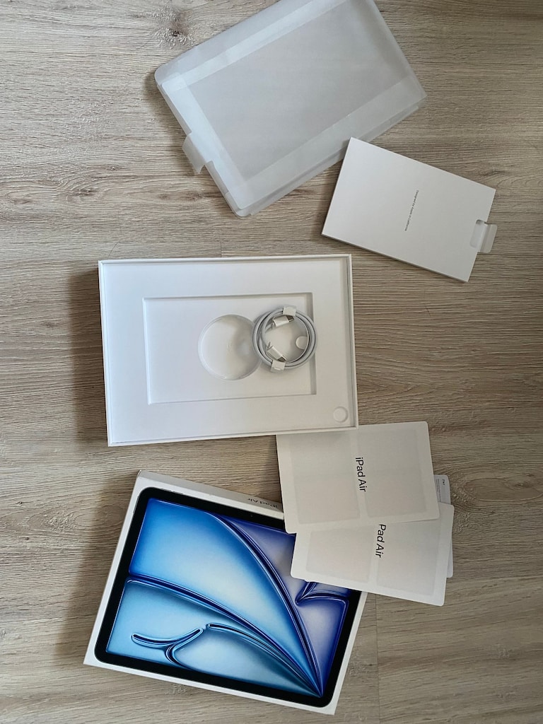 Yeni gibi Mavi ipad air 11 inç ( M2 işlemcili) - 9