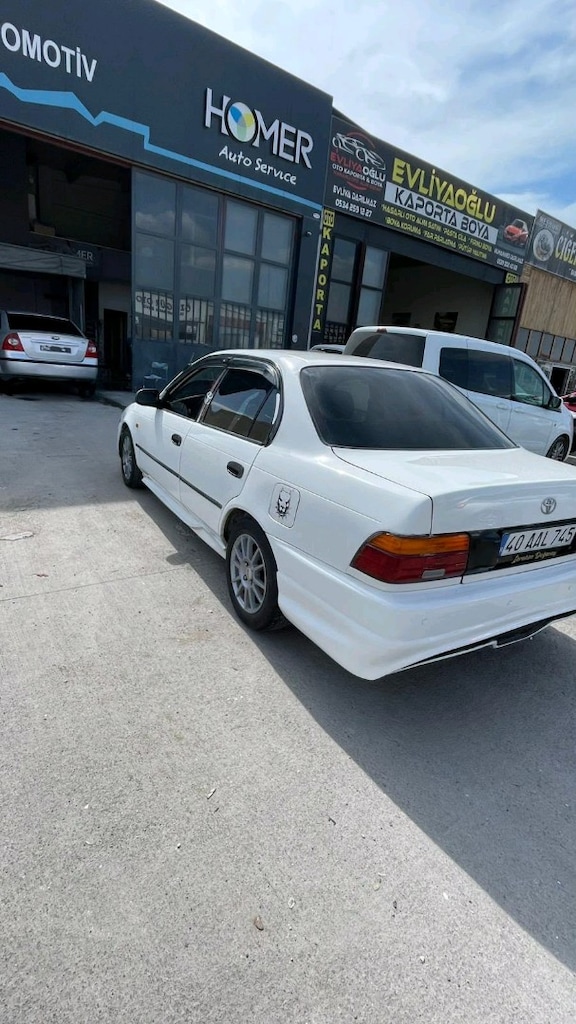 Toyota Corolla 1.3 efsane kasa - 3