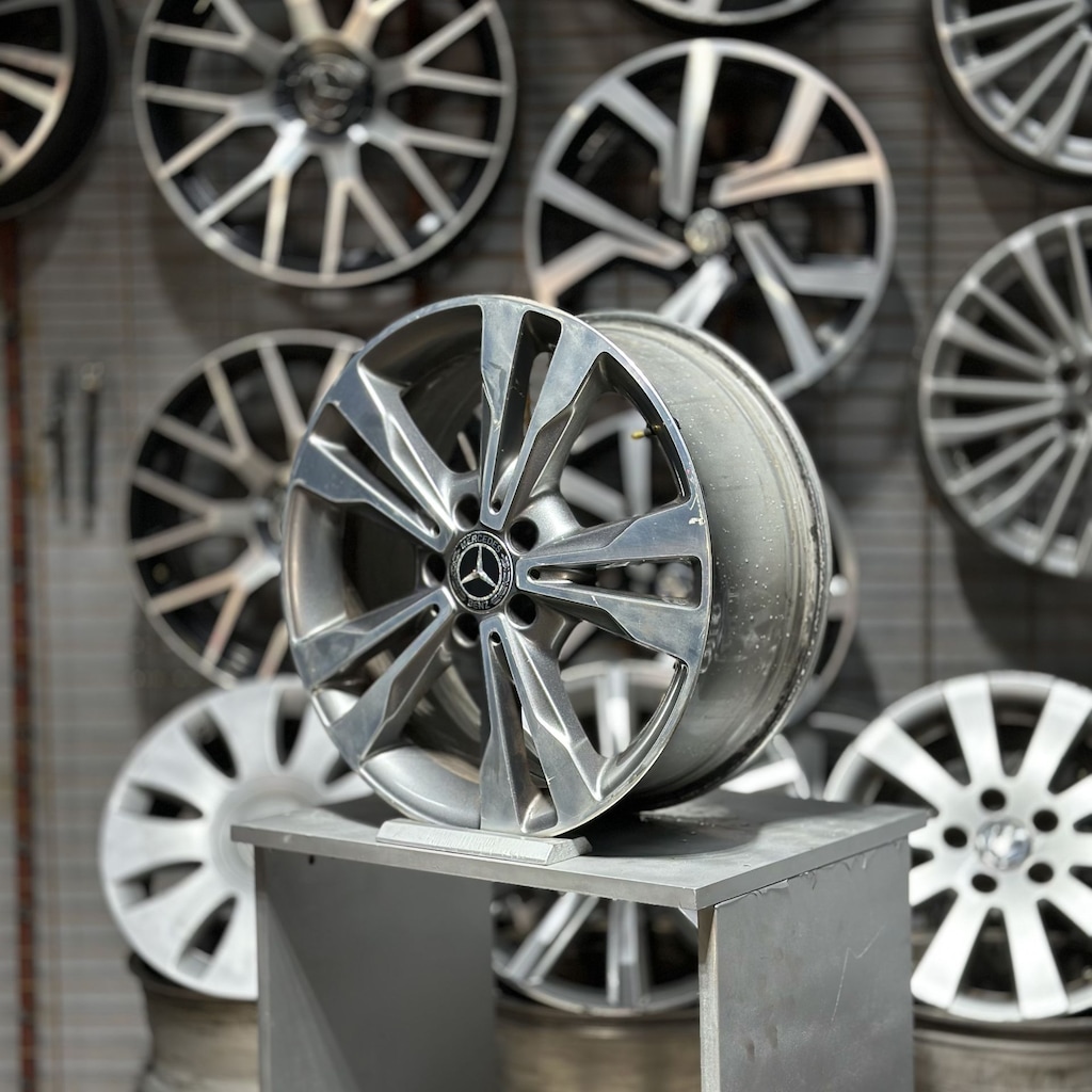 18 inç 5x112 Mercedes W205 OEM Jant Takımı 7,5-8,5 Offset 2. El - 3
