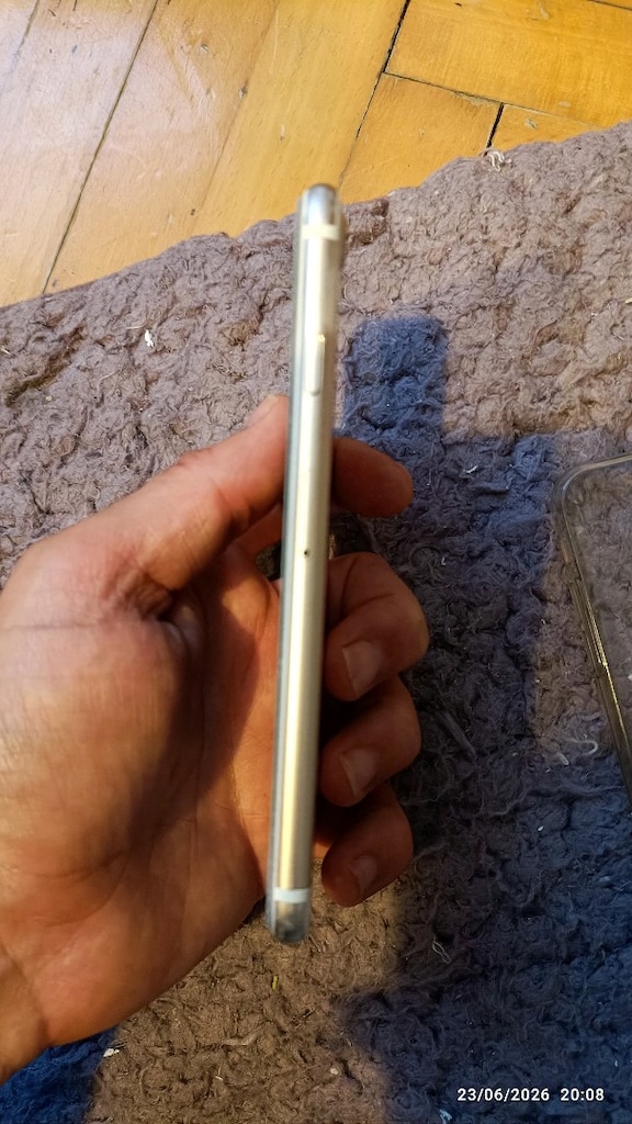 iPhone 7 - 6