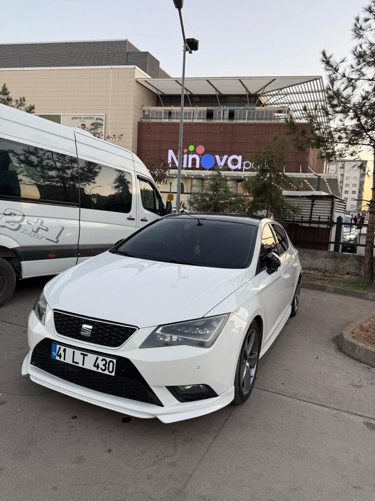 SEAT LEON - 10