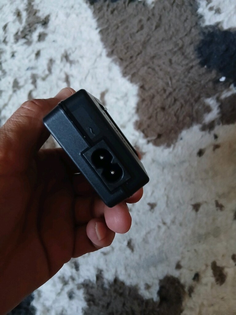 fotograf makınası vesarj yuvası acıklamaya bakın - 3